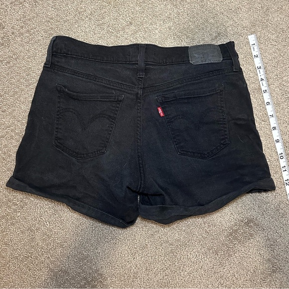 Black Levi Shorts - Picture 2 of 3